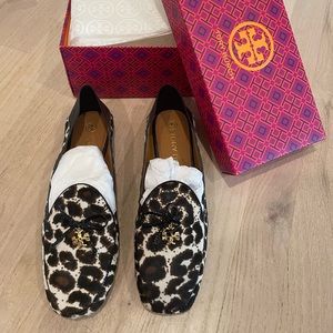 Tory Burch baby haircalf loafer (brand new)
